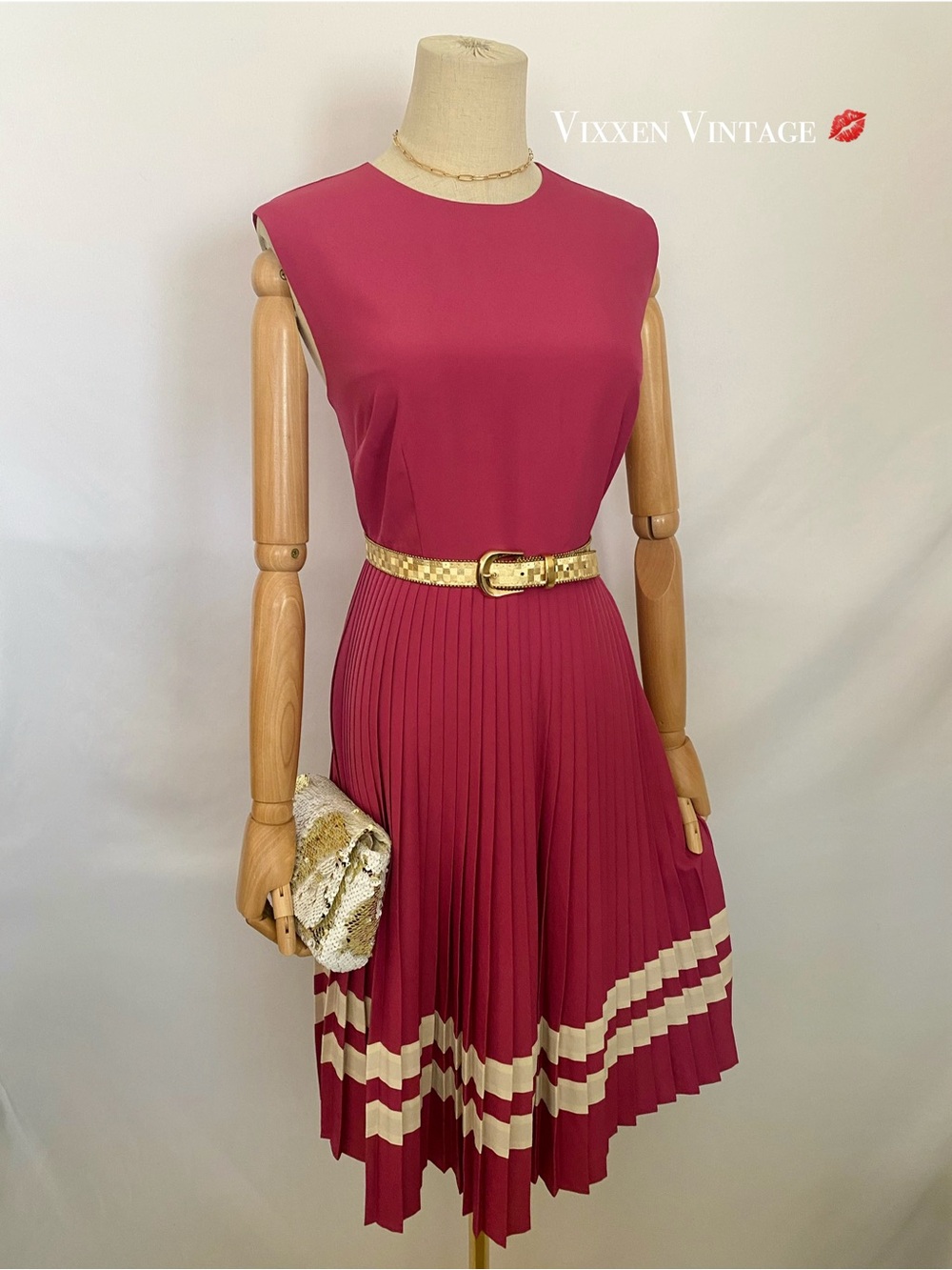 J. PETERMAN PREPPY SLEEVELESS HIGH NECK PLEATED A-LINE DRESS IN RASPBERRY
